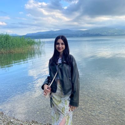 Esra Profil Fotoğrafı